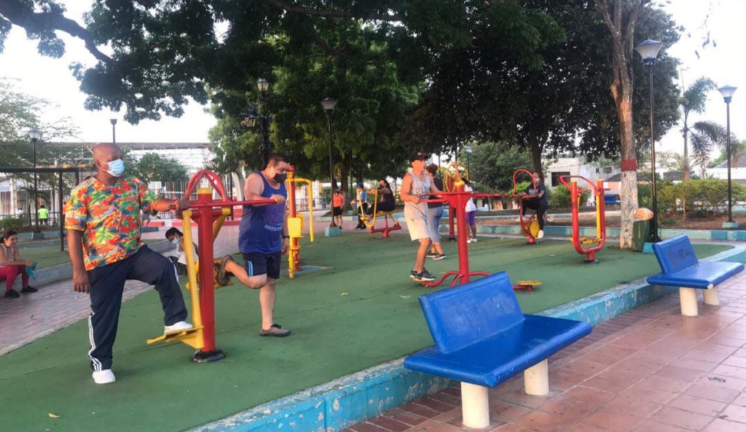 “Actívate en el Parque” busca trasladar la oferta de servicios del Centro de Acondicionamiento Físico a los parques biosaludables