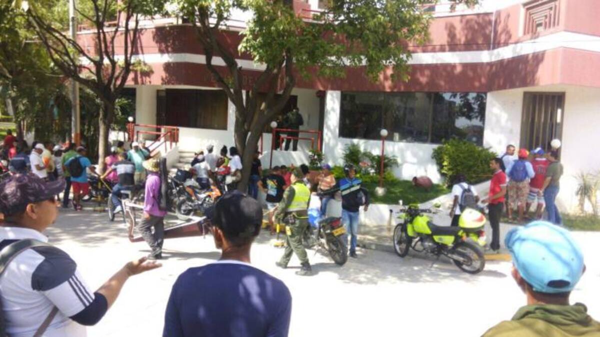 Turista se habría lanzado del undécimo piso de un edificio en El Rodadero