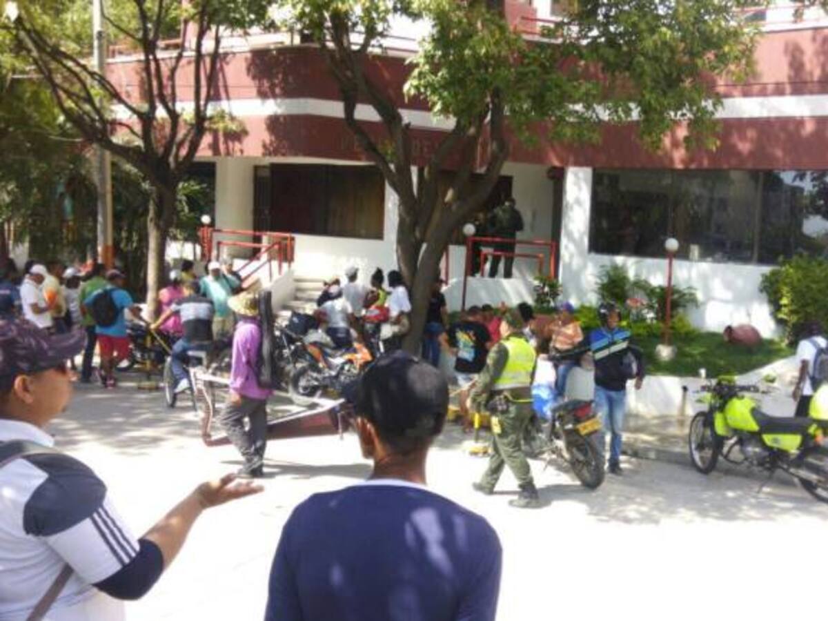 Turista se habría lanzado del undécimo piso de un edificio en El Rodadero