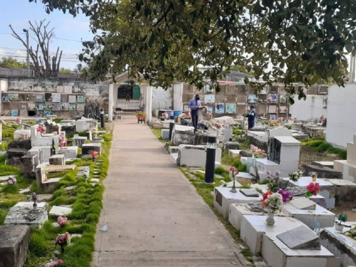 Alcaldía admite que solo hay 15 bóvedas disponibles en cementerios públicos