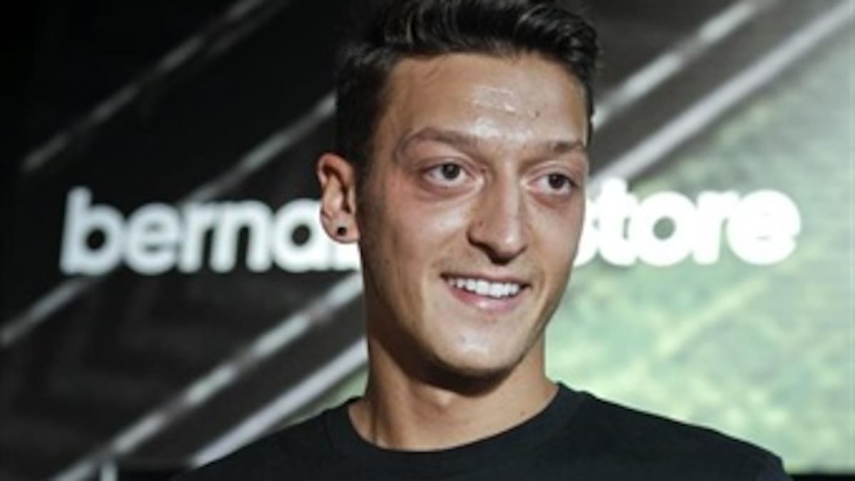 Arsenal consigue el fichaje estelar de la temporada en Inglaterra: Mesut Özil