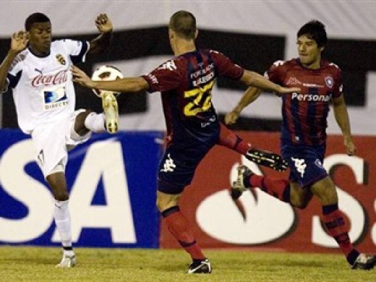 Cerro Porteño y Unión Española últimos clasificados a la fase de grupos de Copa Libertadores