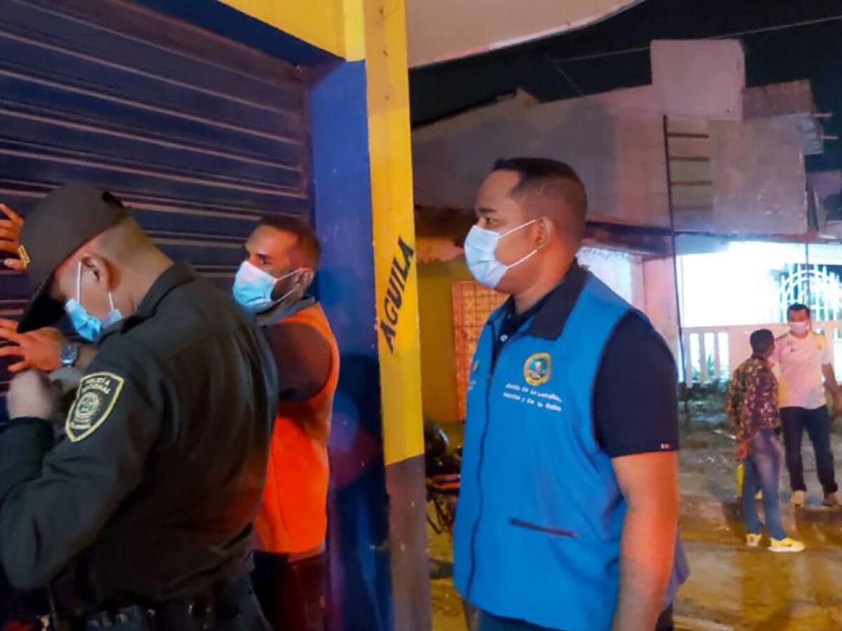 En Cartagena cerraron cuatro negocios por incumplir toque de queda