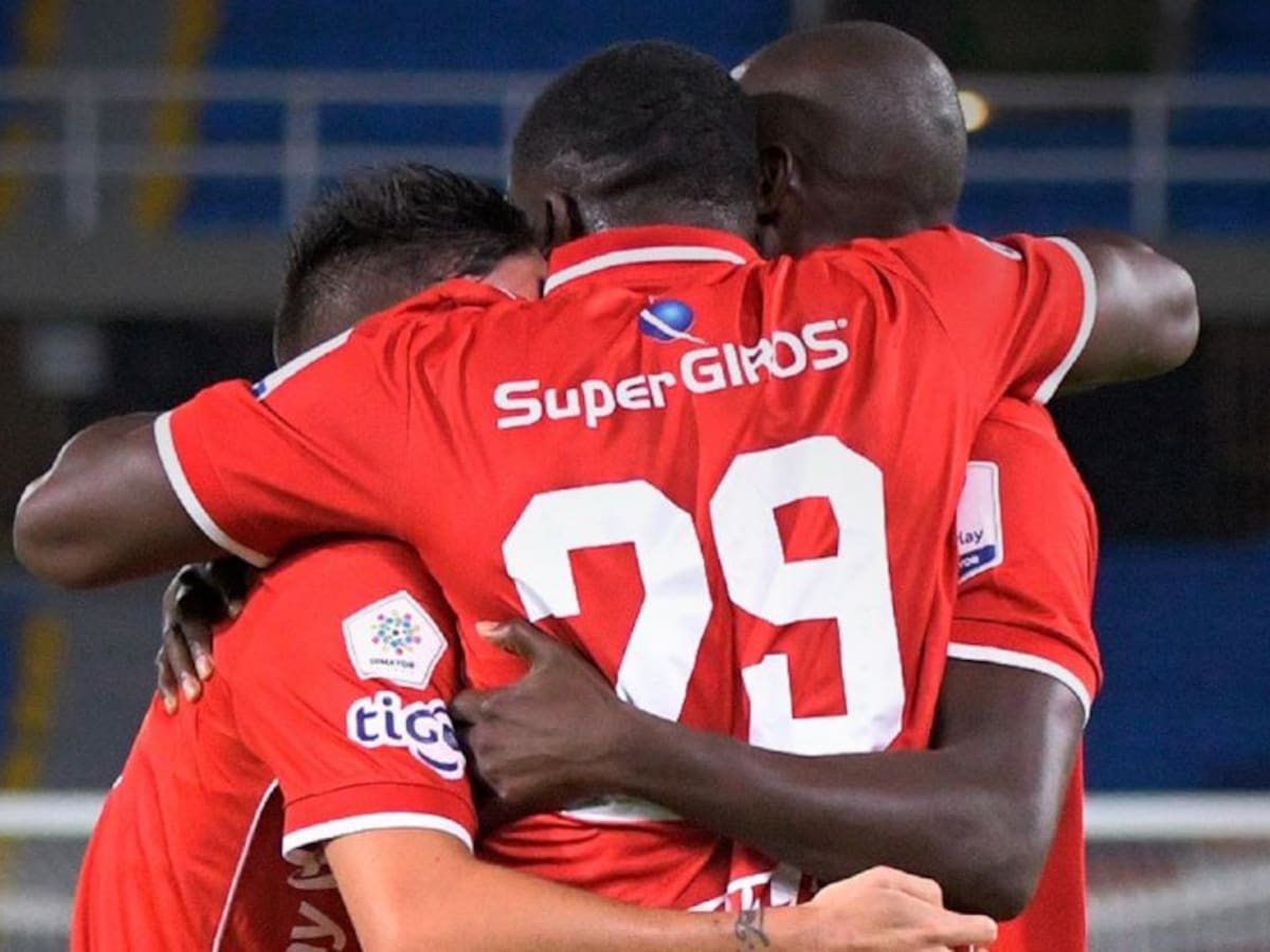 América vence a Águilas y consigue su primer triunfo en la Liga