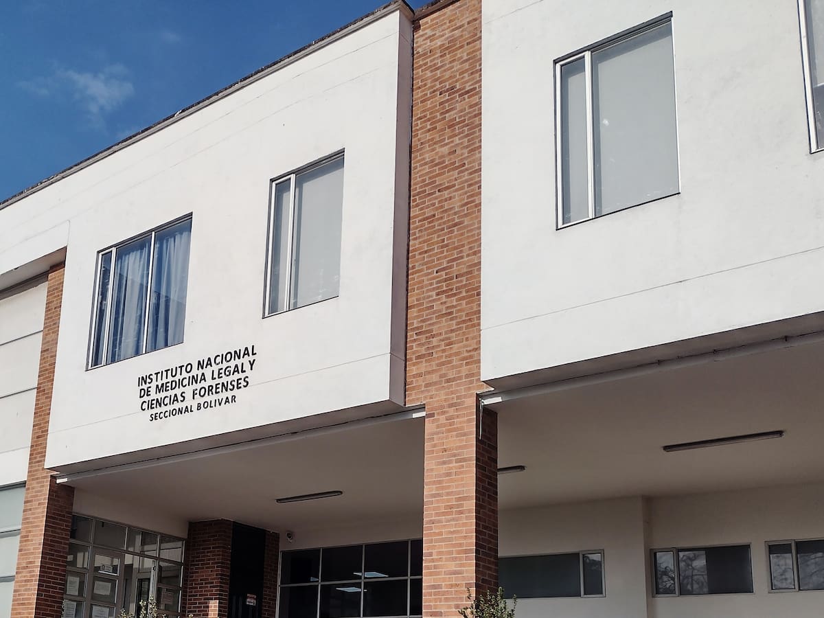 Sicario acabó con la vida de un joven que se encontraba en la puerta de un establecimiento