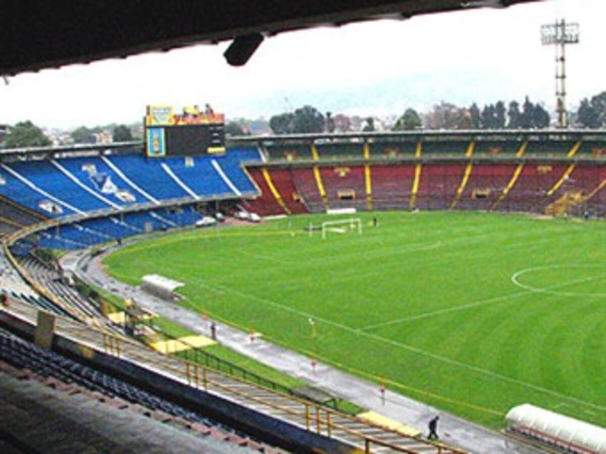 Las mallas que separan las tribunas de la cancha de El Campín se cayeron para siempre: Alcaldesa