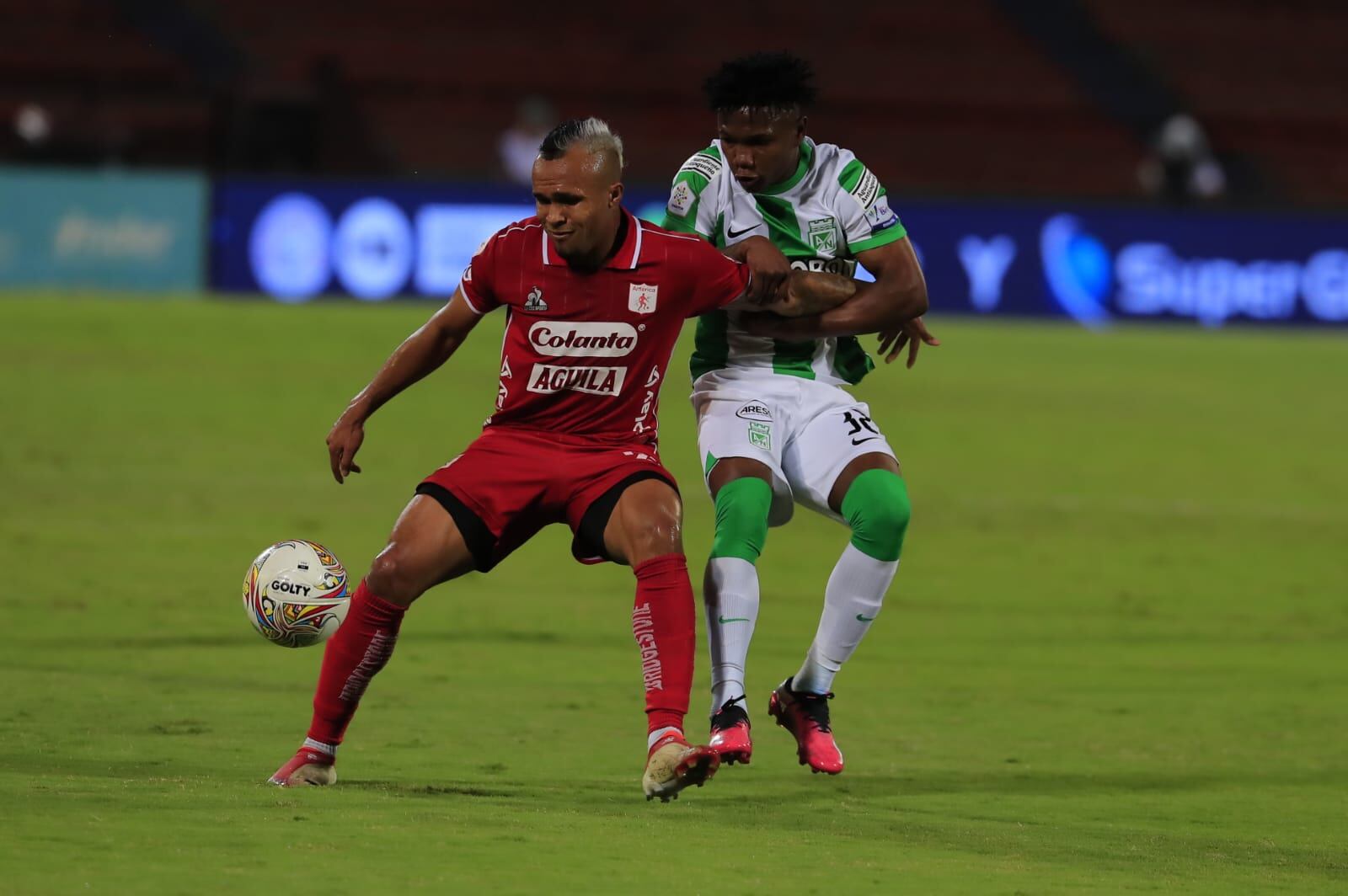 Duelo entre Atlético Nacional y América de Cali / Colprensa
