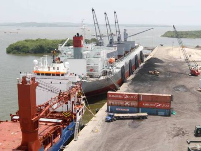 Congreso insiste en ilegalidad de permisos ambientales de Puerto Mamonal en Cartagena