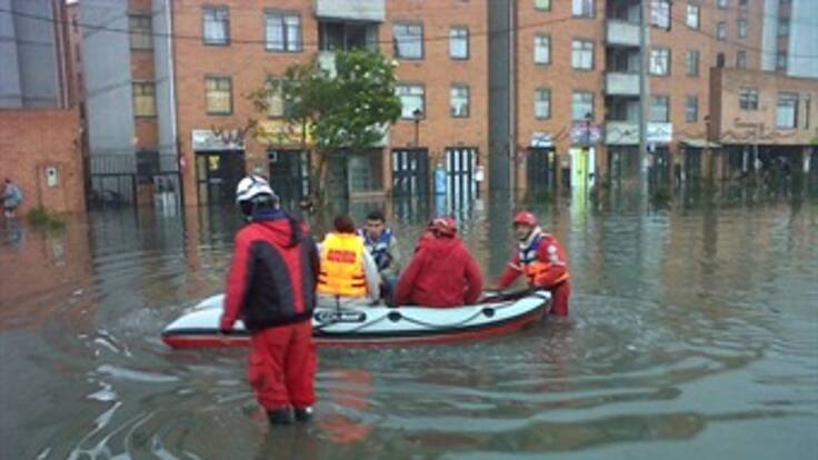 Más de 700 familias tendrán que esperar cuatro días para superar inundaciones en Kennedy