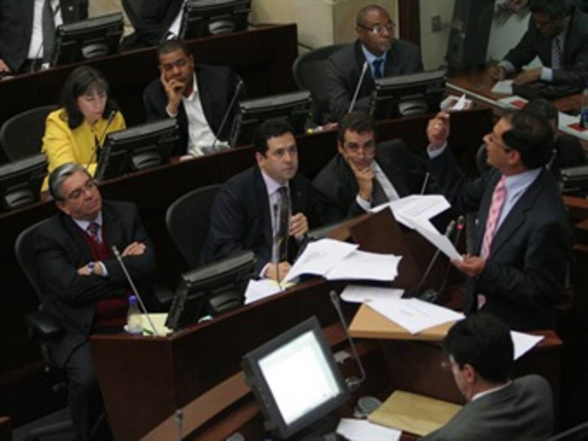 Gobierno niega haber presionado a magistrados para favorecer la reelección