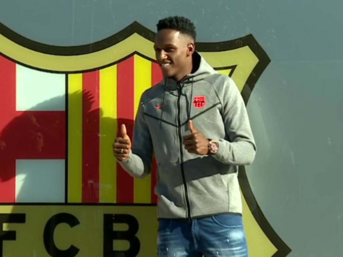 ¡Orgullo total! Yerry Mina posa con el escudo del Barcelona y da sus primeras declaraciones