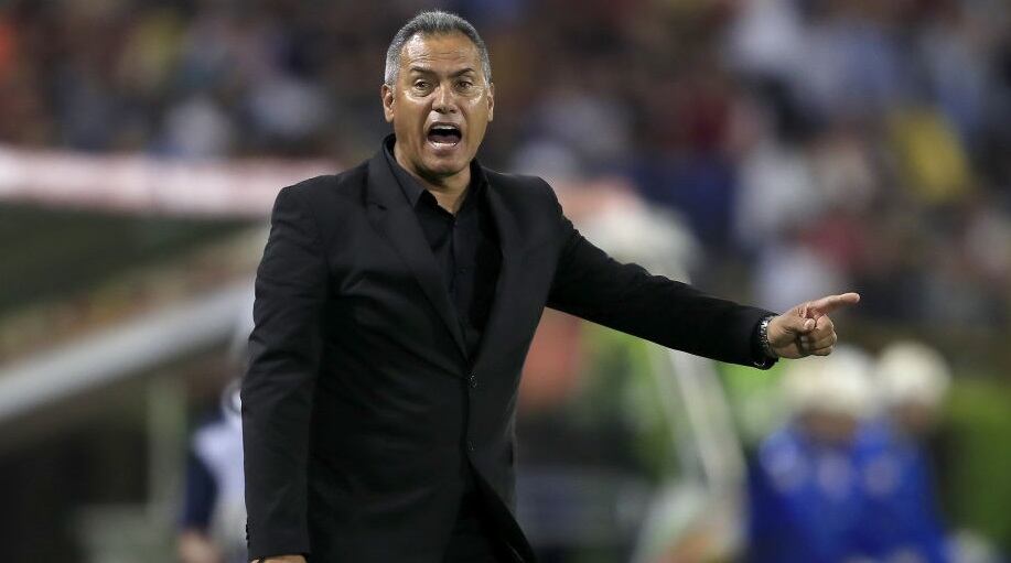 Hernán Torres es el elegido para ser nuevo entrenador de Emelec (Photo by Daniel Munoz#51B ED/Getty Images)