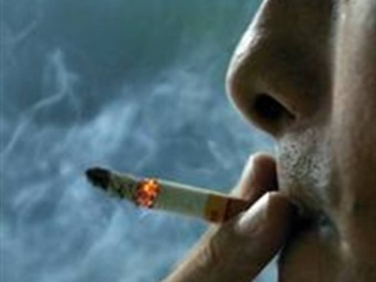 OMS: Mil millones de personas pueden morir este siglo por el tabaco