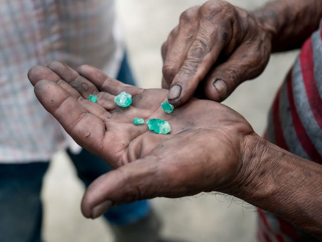 ¿Qué está pasando con las minas de esmeraldas en Colombia? Denuncian violentos atracos e intentos de robo