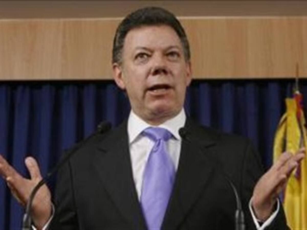 Juan Manuel Santos niega haber recibido informes de chuzadas telefónicas del DAS