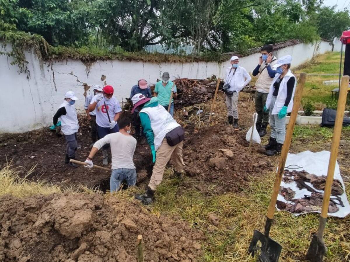 Hallan seis cuerpos de desaparecidos en Suaza, Huila