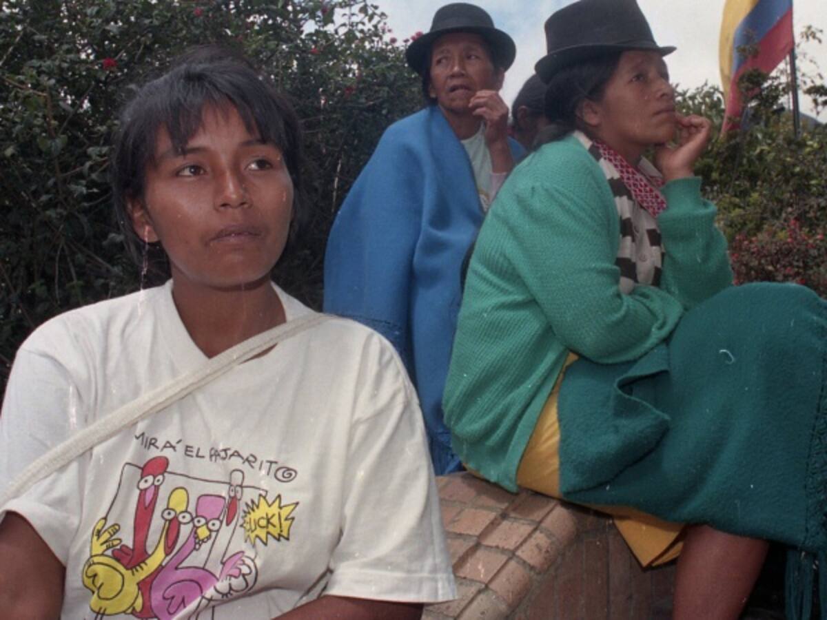 Congreso deberá diseñar ley que proteja a personas que se han ido al exterior por desplazamiento forzado