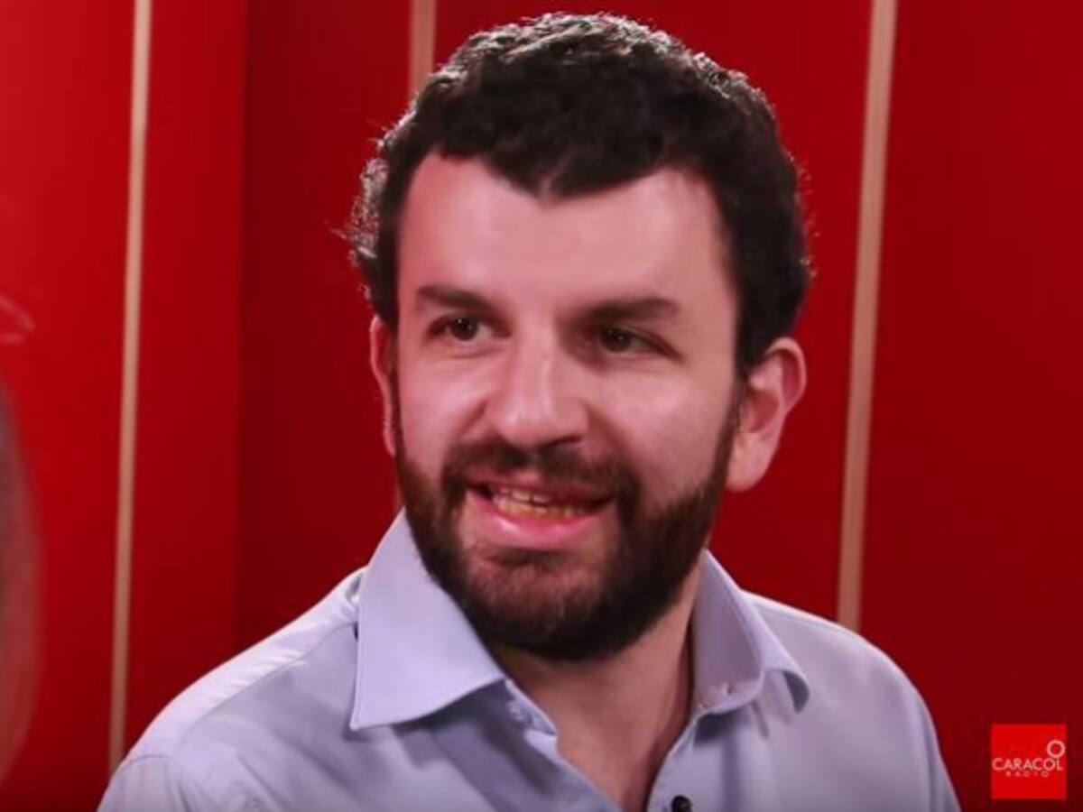 Juan Esteban Lewin, un tributarista que se divierte como periodista