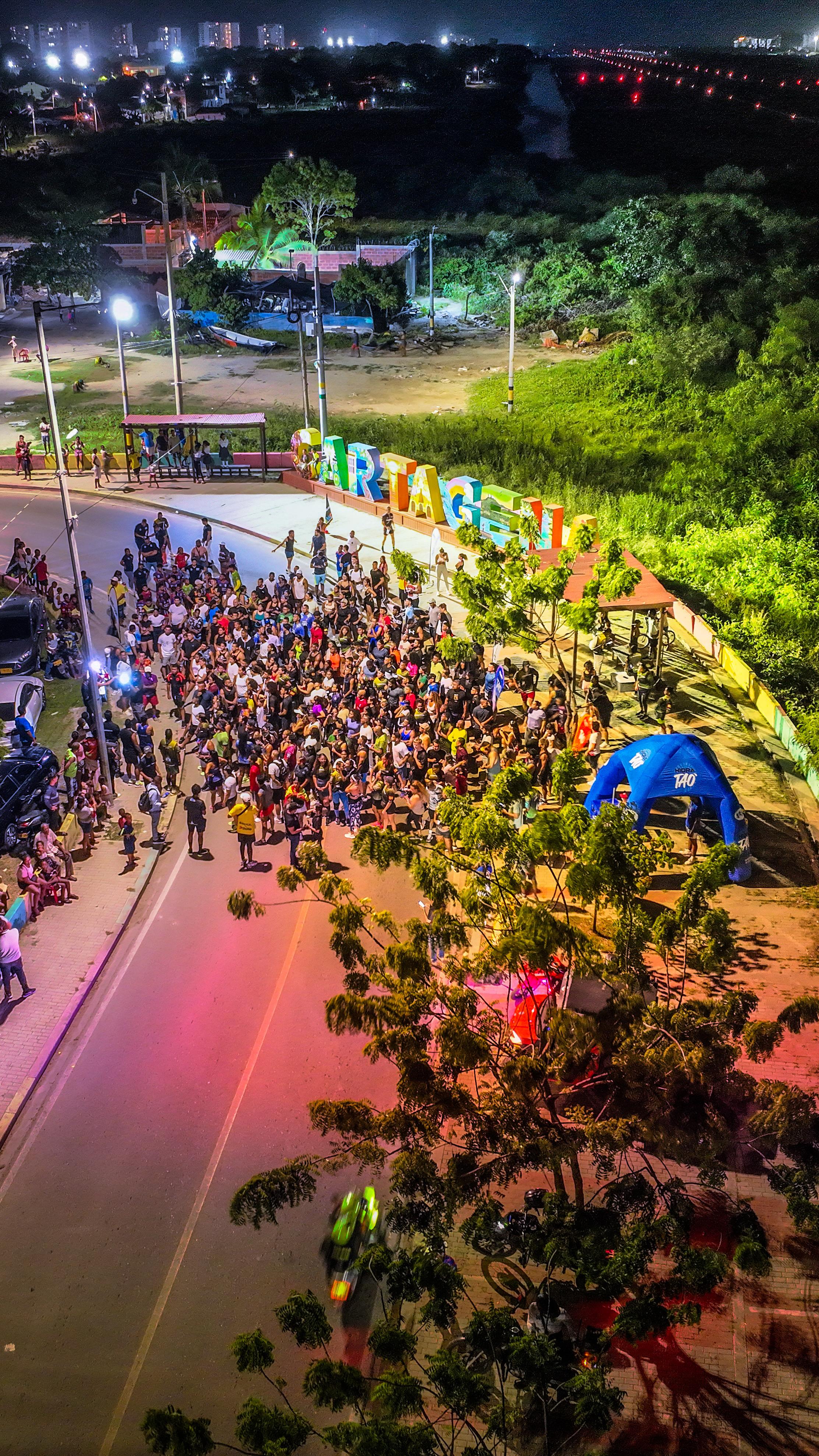 Más de 250 corredores marcaron un hito en la zona Perimetral de Cartagena