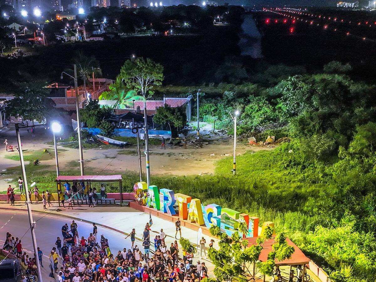 Más de 250 corredores marcaron un hito en la zona Perimetral de Cartagena