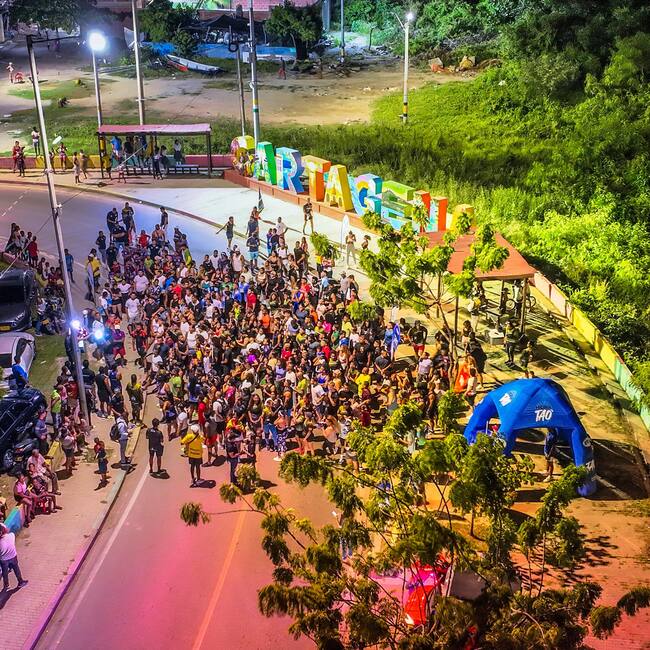Más de 250 corredores marcaron un hito en la zona Perimetral de Cartagena