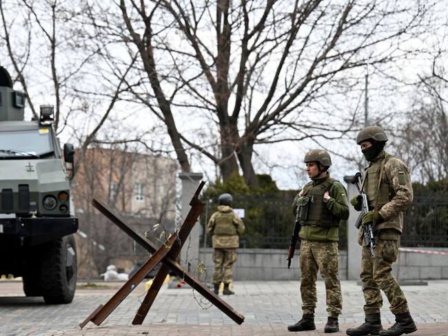 Médico colombiano en Kiev: Tropas rusas ya están en la capital de Ucrania