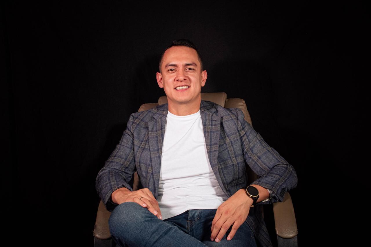 Diego Jiménez comunicador tolimense hará parte de la agenda académica de la Cumbre de Economía Creativa