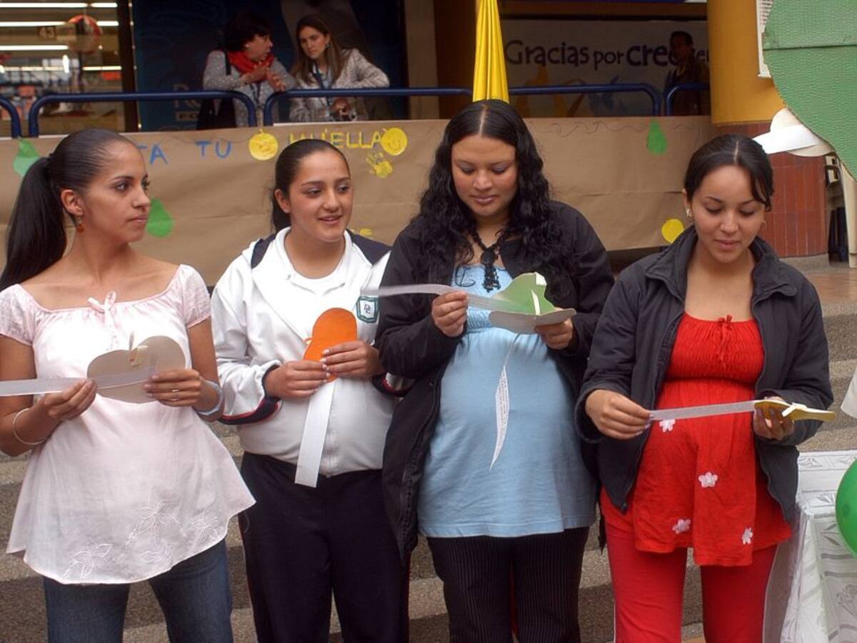 Más de quinientas madres gestantes en Colombia tienen COVID-19