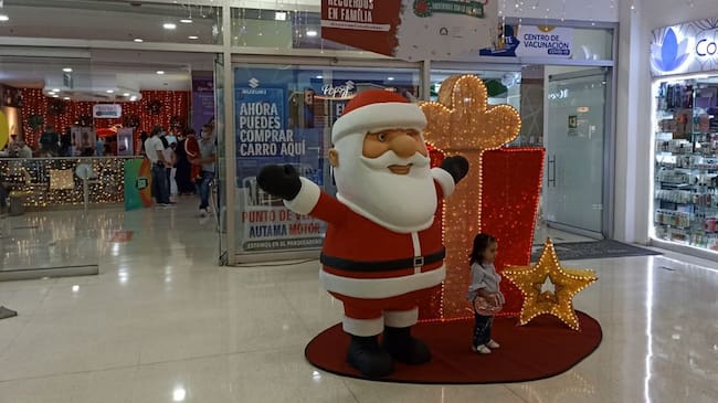 Papá Noel en Centro Comercial de Armenia