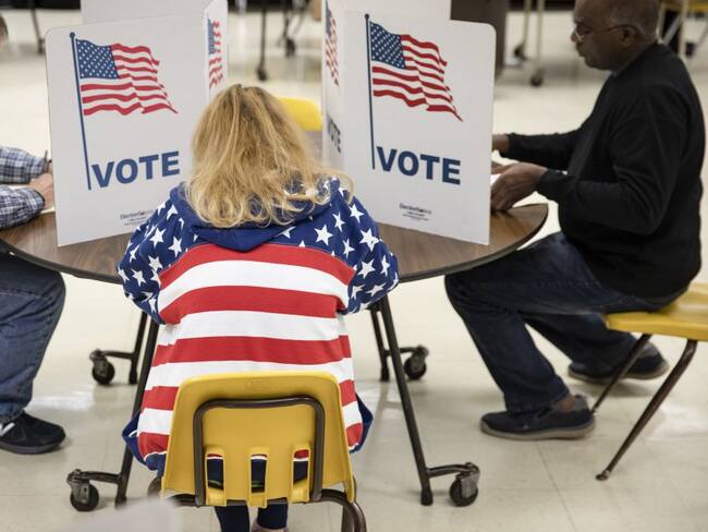 Biden gana Virginia y Carolina del Norte y Sanders triunfa en Vermont