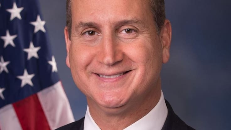 "Tenemos que hacer todo lo posible para presionar a Venezuela": Díaz-Balart