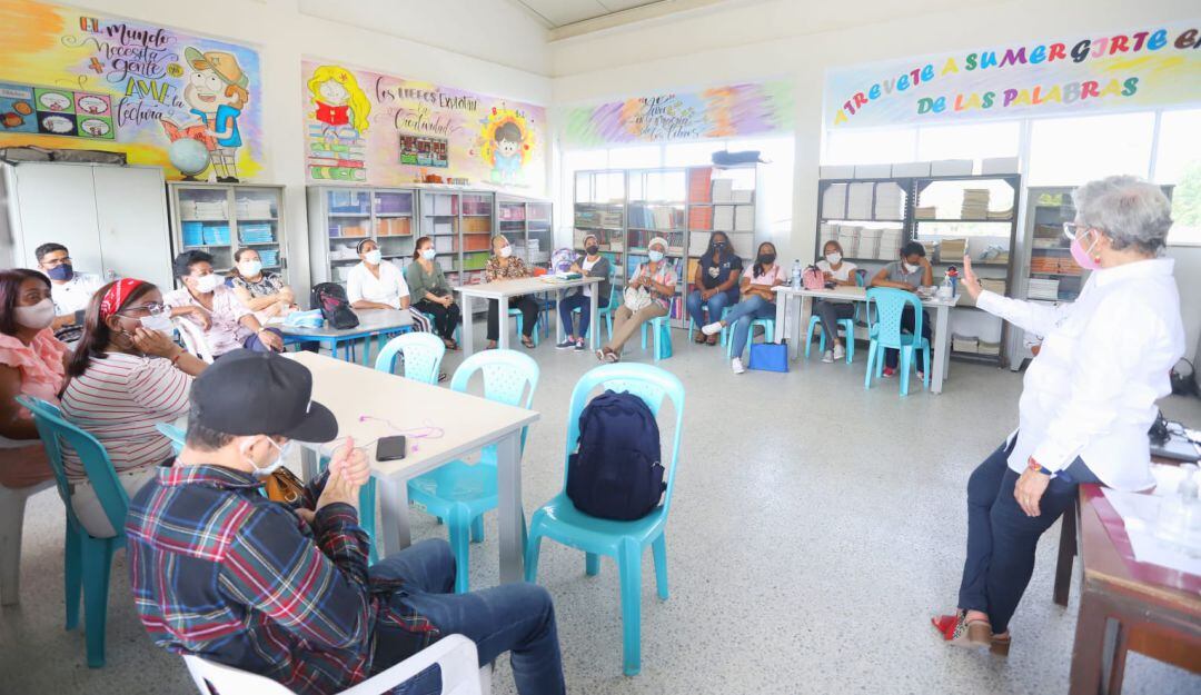 Olga Acosta reiteró que no hay excusas para no regresar a las aulas