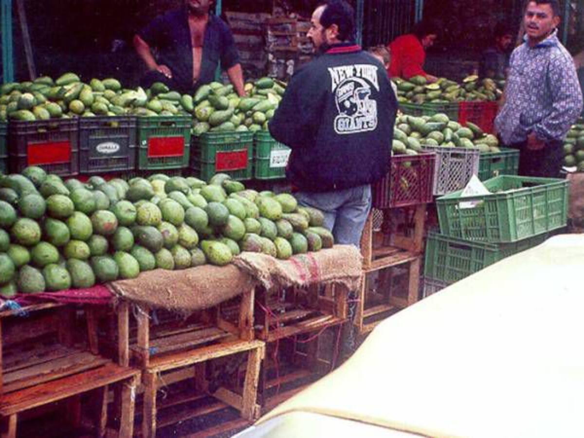 Vamos a mercar: están caros los plátanos y yucas