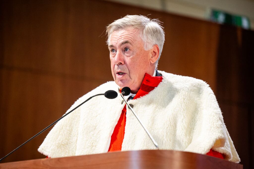 Carlo Ancelotti en su discurso tras ser nombrado doctor 'honoris causa' por la Universidad de Parma (Photo by Andrea Cantini/Parma Calcio 1913/Parma Calcio 1913 via Getty Images)