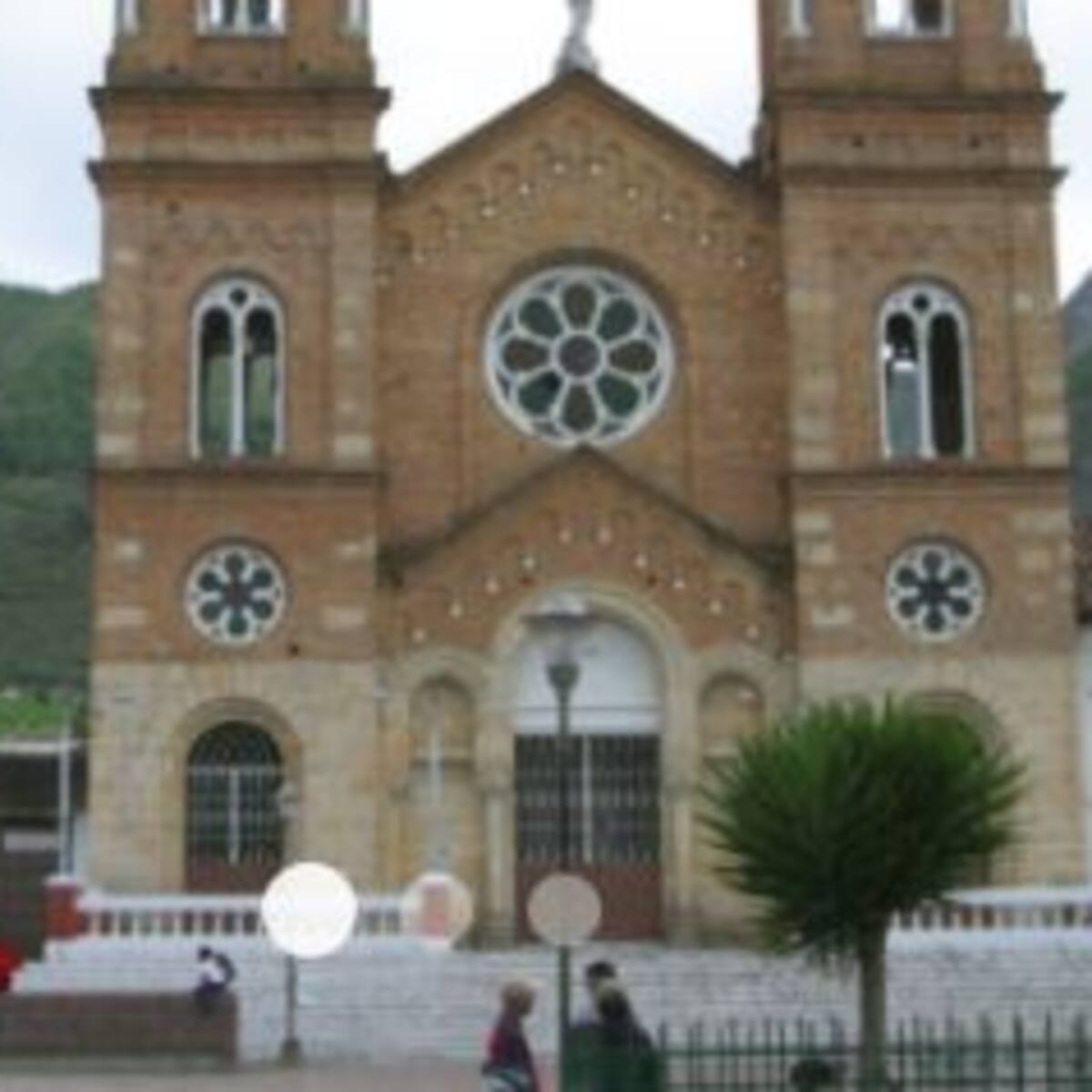 Constructora responde ante por proyecto en supuesta área protegida de Sesquilé