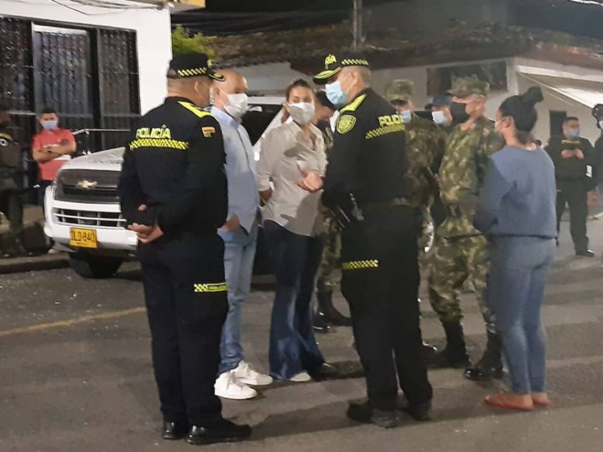 Lanzan granada a una patrulla de la Policía en Andalucía, Valle