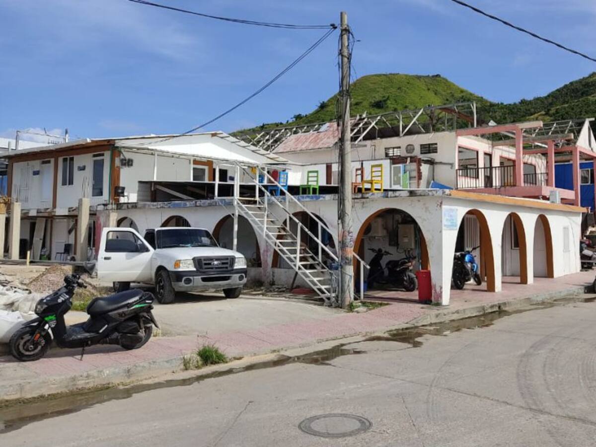 Faltan viviendas por reconstruir en Providencia tras paso del huracán Iota