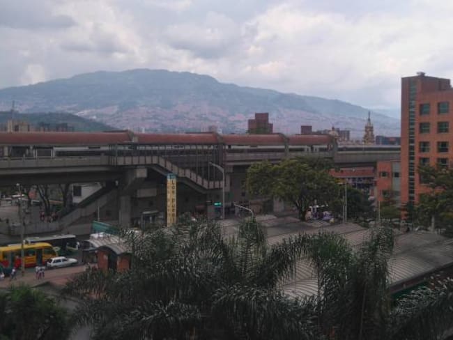 Alerta por invasión de espacio público en centro de Medellín