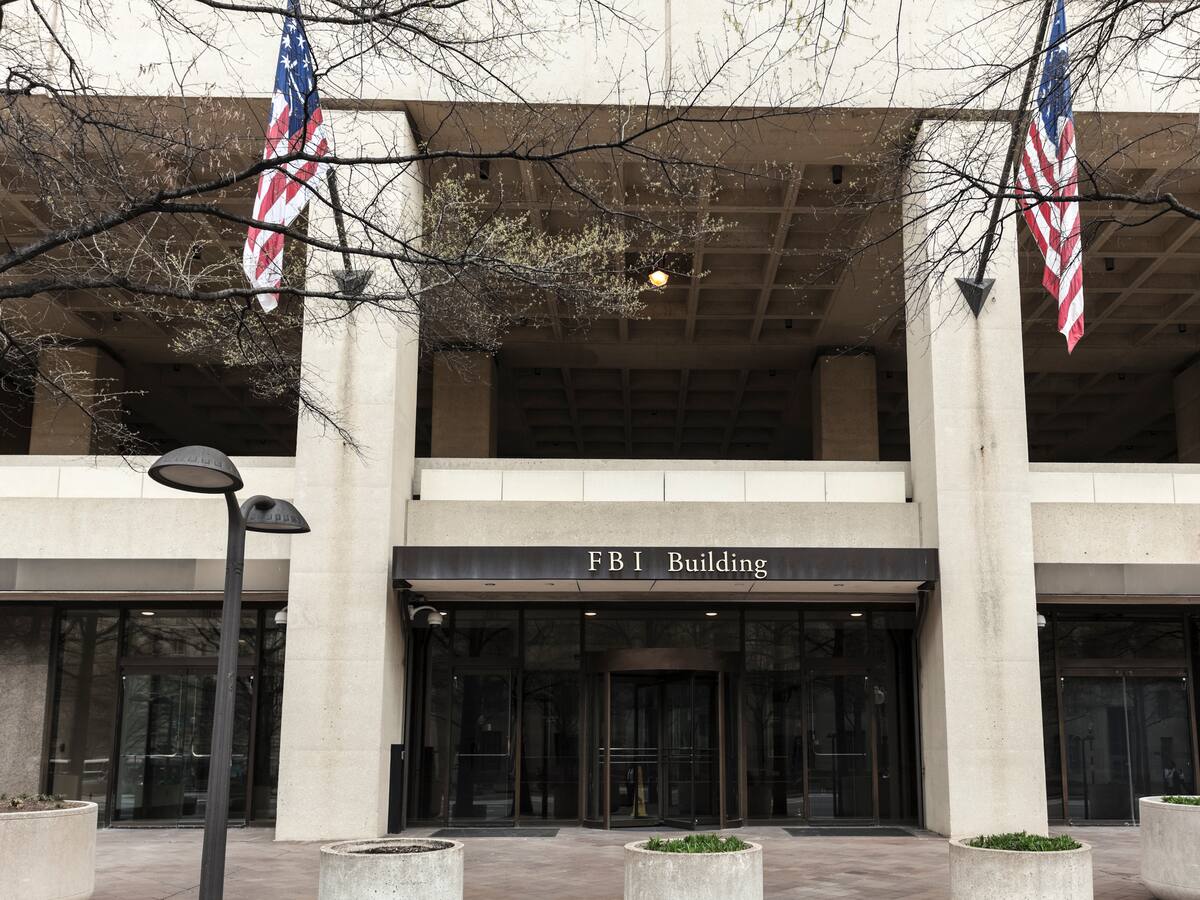 Cuestionan nuevamente al FBI por irregularidades en su labor de inteligencia en EE.UU.