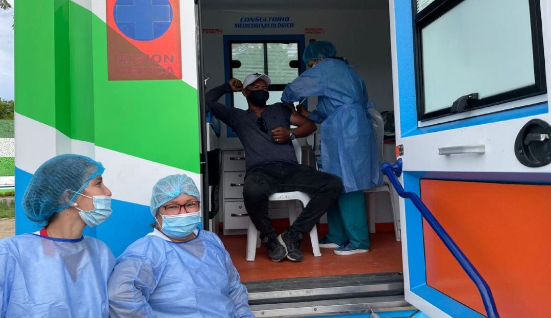 Transportadores pueden vacunarse contra el Covid19 en el Huila. 
  
 
 