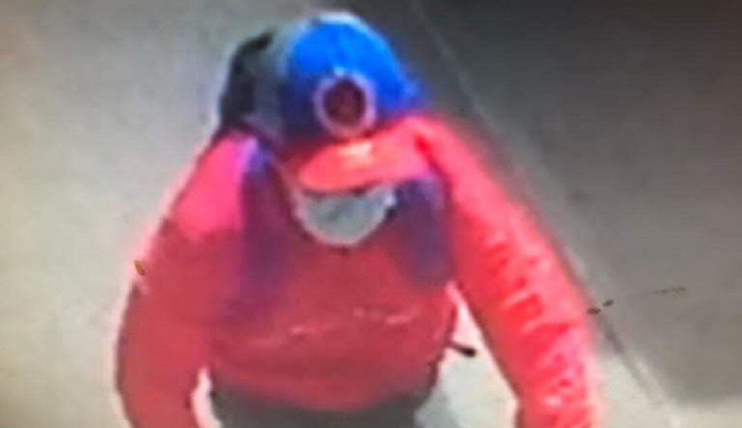 En bicicleta y con un arma de balines se robaron 88 millones en Málaga