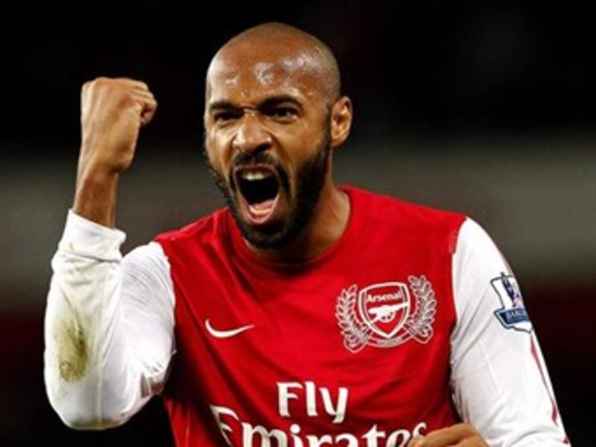 Con gol de Henry el Arsenal avanza en la Copa de Inglaterra