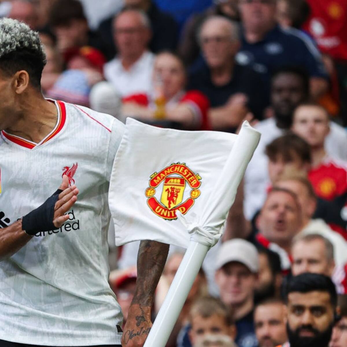 Liverpool, con Luis Díaz, recibe a Manchester United en un partidazo: fecha, hora y cómo seguir