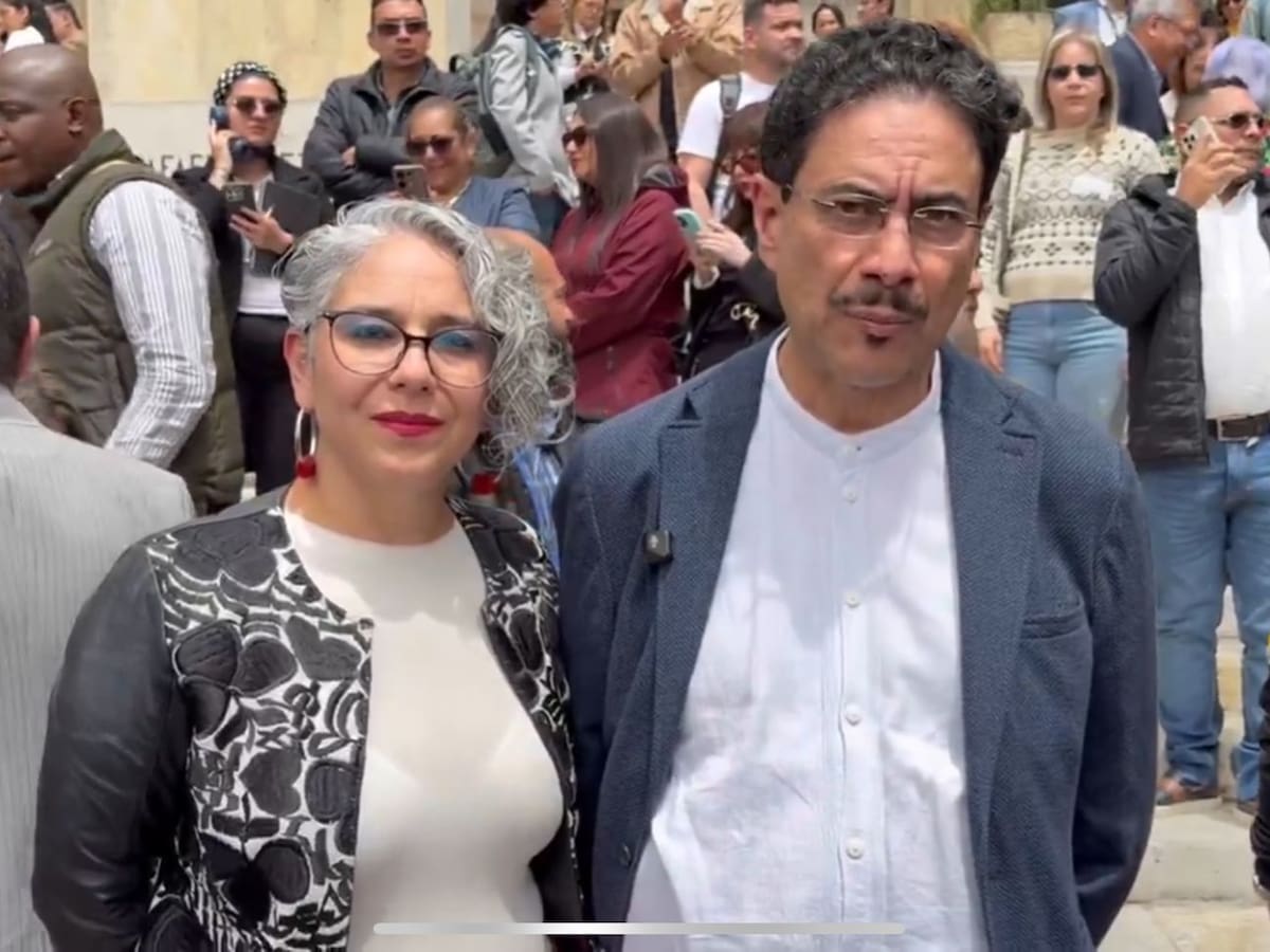 “No dependemos de maquinarias”: María José Pizarro a partidos que negaron respaldo a Iván Cepeda