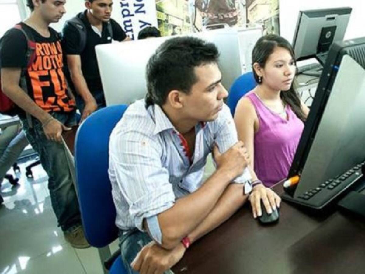 Últimos días para postularse a convocatoria para estudiar carreras de TI