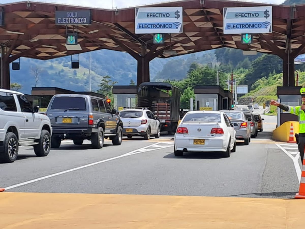 Cerca de 500 mil vehículos se movilizarán en este puente festivo por las vías de Antioquia