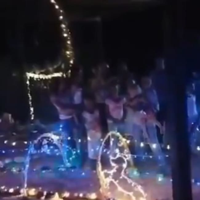 FARC entregó pesebre a comunidad del Catatumbo.