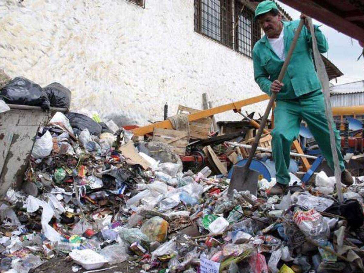 Distrito se une a la campaña nacional por la limpieza del espacio público