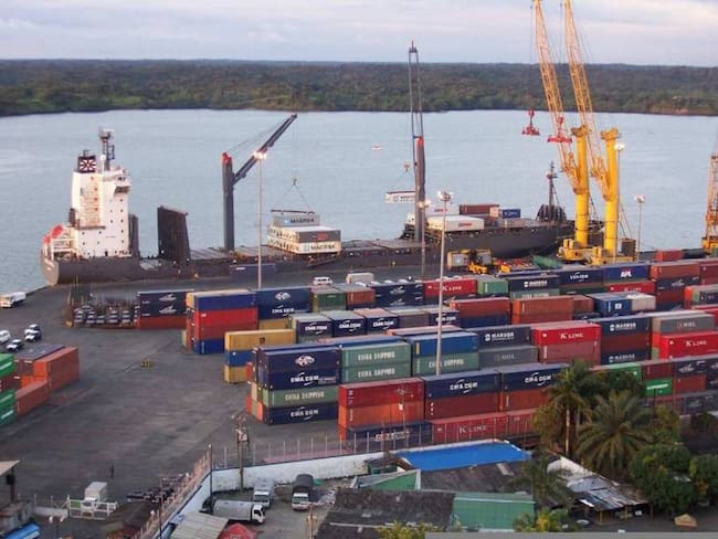 Terminales marítimos de Buenaventura al borde del colapso