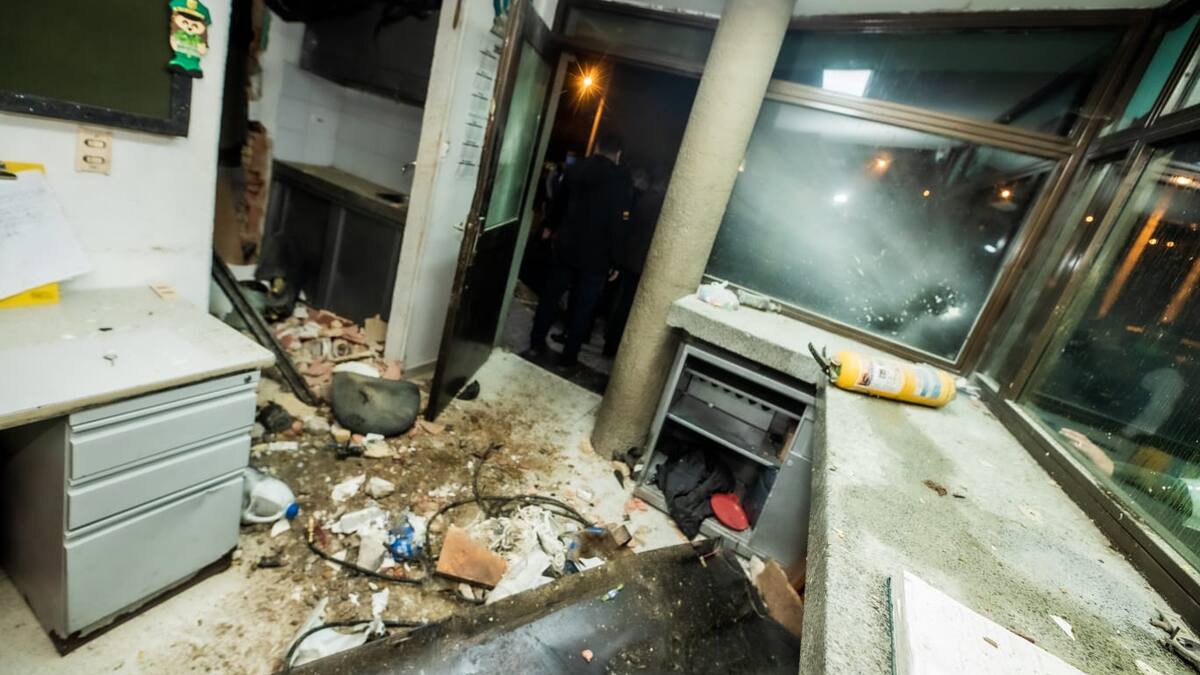 Atentado contra CAI en Bogotá: cifra de heridos supera las 40 personas